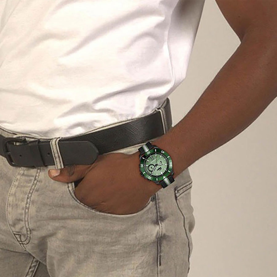 Lacoste Toronga 2011341 – Montre Homme Dual Time Quartz 44 mm avec Bracelet Cuir & Tissu