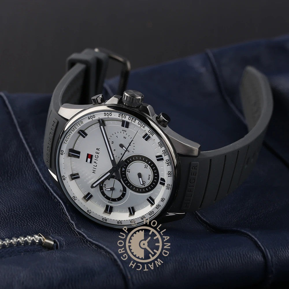 Tommy Hilfiger 1791937 – Montre Quartz avec Bracelet Silicone -Silver
